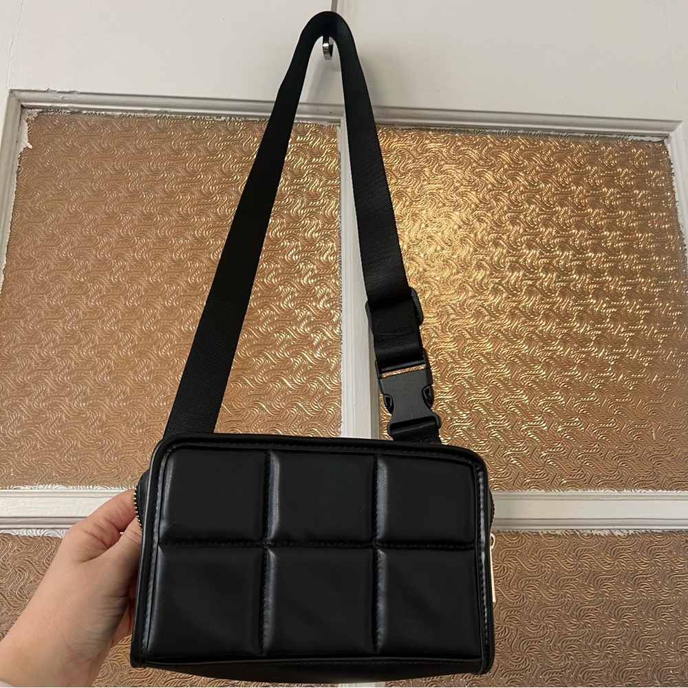 Crossbody / waist bag